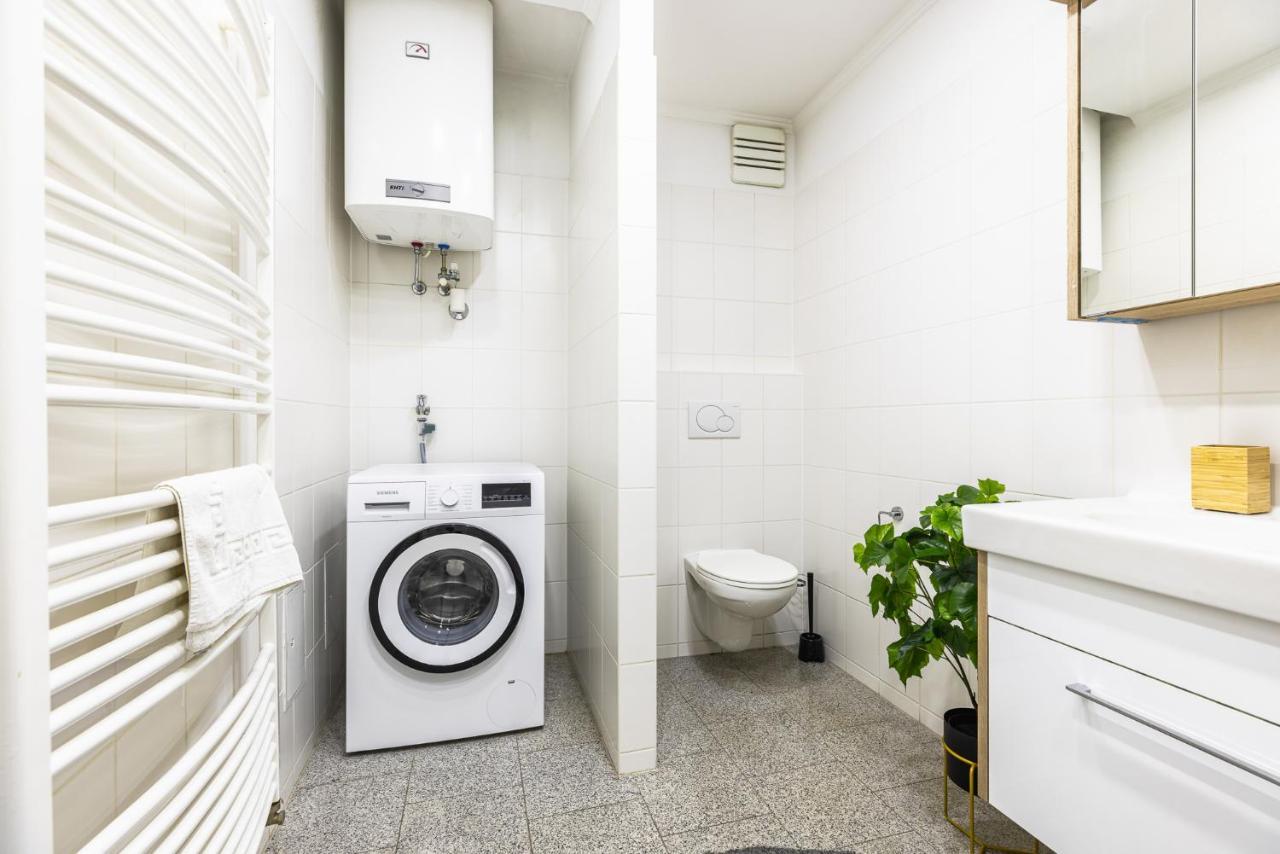 Live Centrally In A Spacious And Modern Apartment In Wien Exteriör bild